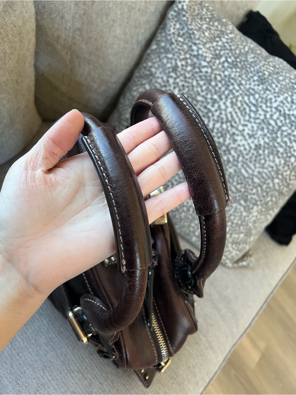 Chloe Paddington Dark Brown Leather Handbag with Gold Accents - Picture 6 of 14